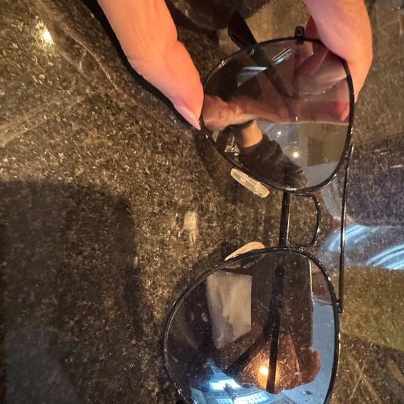 Betsey Johnson Black Aviator Sunglasses - Picture 1 of 3